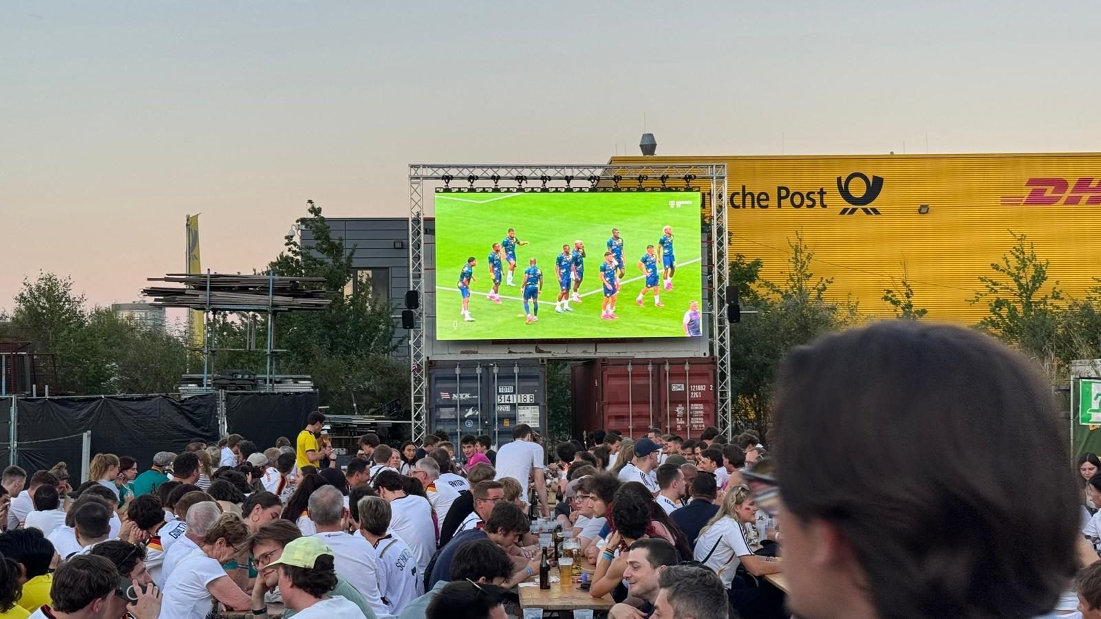 Backstage Service GmbH – Public Viewing München 2